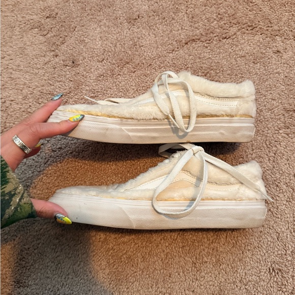 Vans Women's White Fuzzy Sneakers - Picture 3 of 6